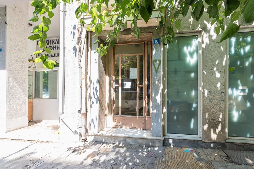 Athens Welcome Suites Apartments Bagian luar foto
